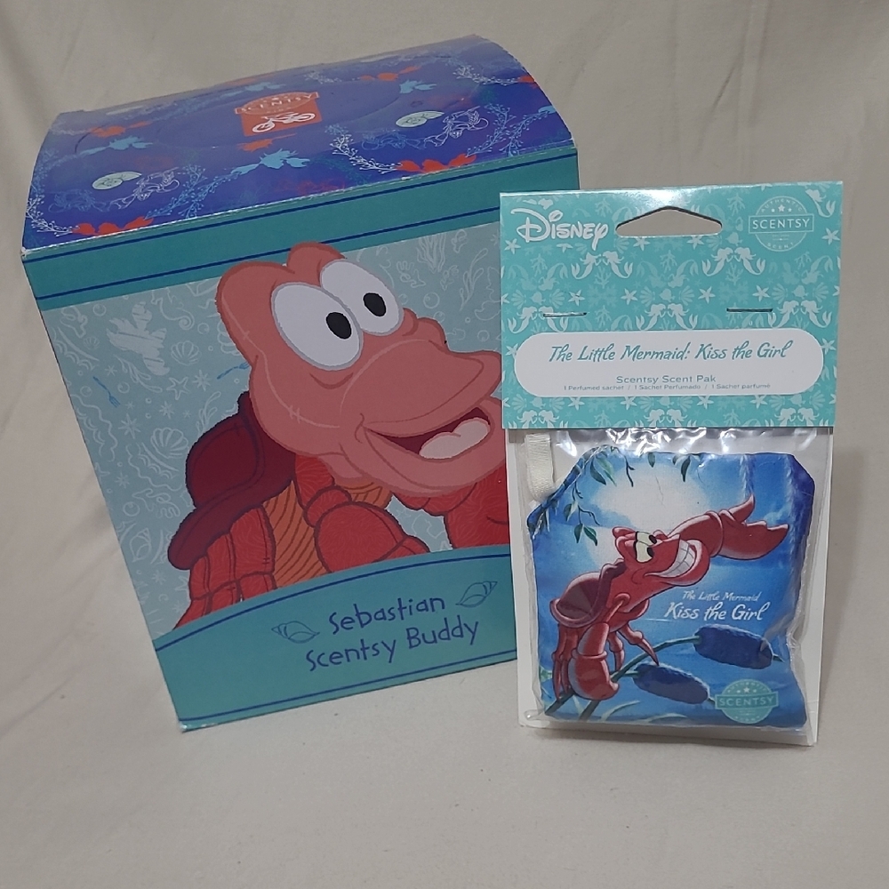 Scentsy Sebastian Buddy with Blue and Red Scent Pak